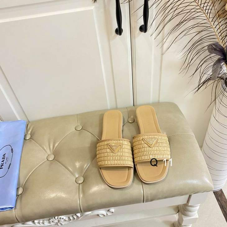 Picture of Prada Slippers _SKUPradasz35-40Y0201143